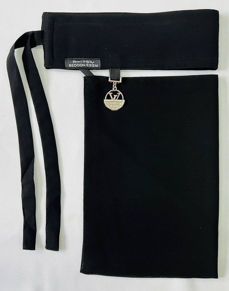 Premium Saudi Niqab with Locket Detail — Premium Saudi Georgette